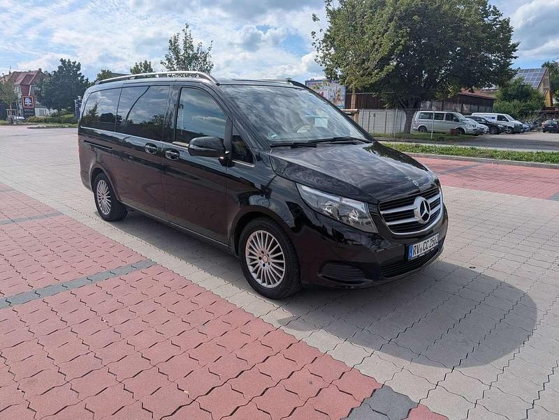 Gebraucht Mercedes V250 190 PS (139 kW) 2017 Schwarz Van / Kleinbus