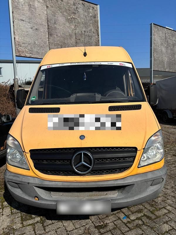 Second-hand Mercedes Sprinter 95 CP (69 kW) 2010 Galben Van