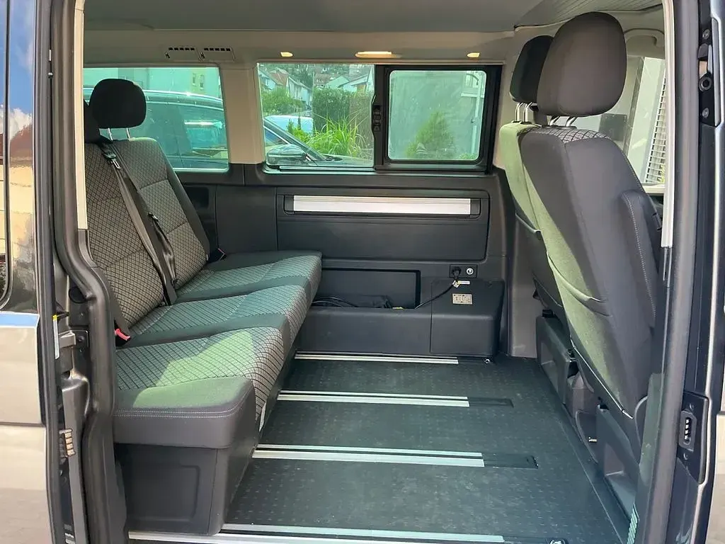 Gebraucht VW California Edition 150 PS (110 kW) 2022 Grau Van