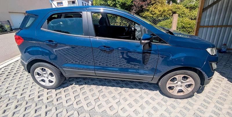 Blau Gebraucht 2019 Ford Ecosport Cool & Connect SUV | 10.000 € (Superpreis) - Bild 1/4