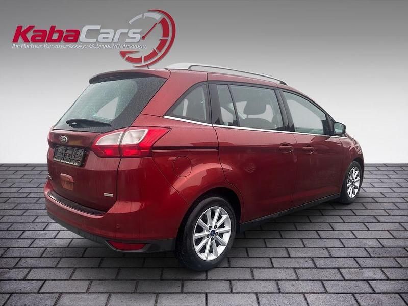 Gebraucht Ford Grand C-Max Titanium 182 PS (133 kW) 2016 Rot Van / Kleinbus