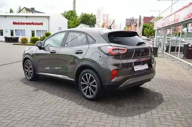 Gebraucht Ford Puma Titanium 125 PS (91 kW) 2020 Magneticgrau metallic SUV