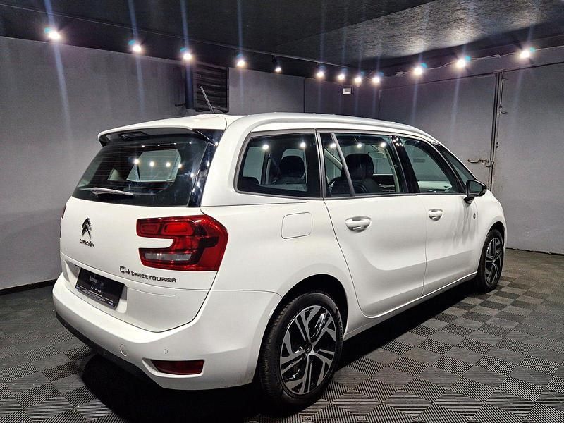 Gebraucht Citroën C4 SpaceTourer 131 PS (96 kW) 2022 Weiß Van / Kleinbus