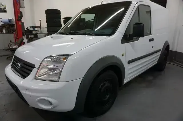 Używany Ford Transit Connect 75 KM (55 kW) 2013 Biały Minivan
