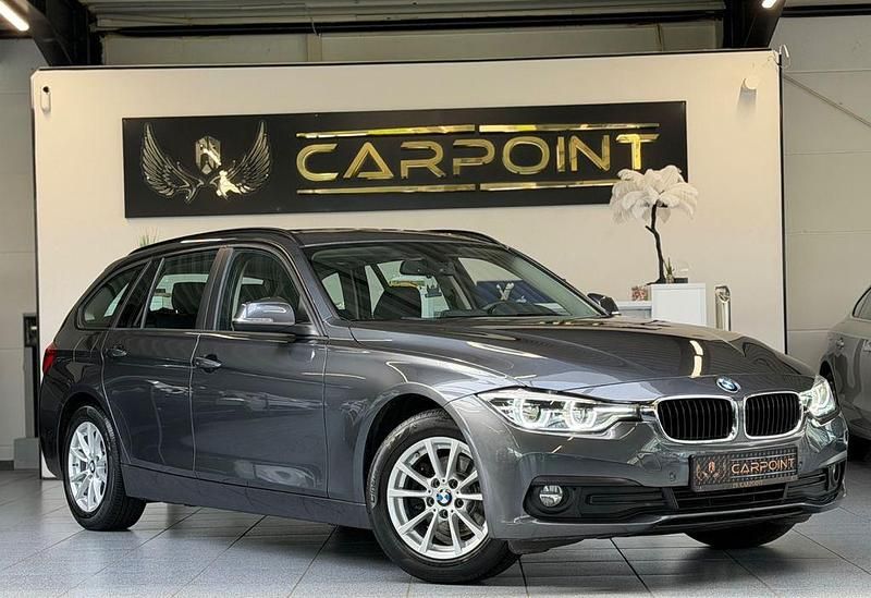 Grau Gebraucht 2016 BMW 318 Advantage Kombi | 17.299 € (Etwas zu teuer) - Bild 1/4