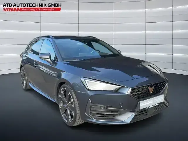 Używany Cupra Leon VZ 310 KM (228 kW) 2024 Szary Kombi