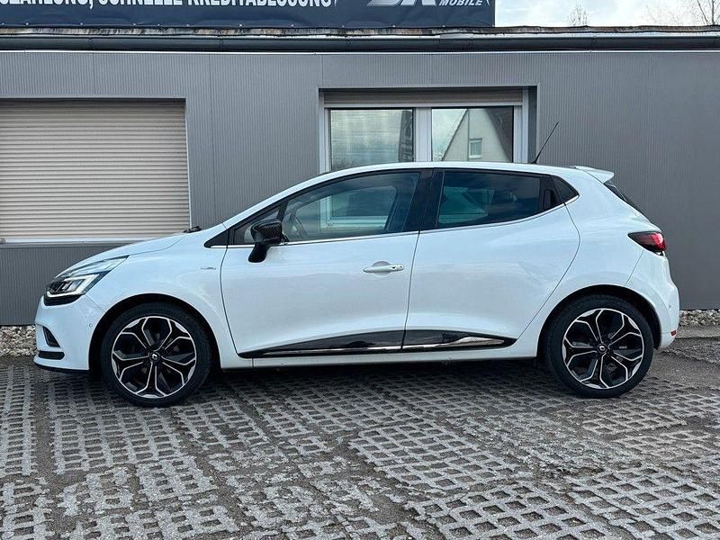 Gebraucht Renault Clio IV Bose Edition 118 PS (86 kW) 2017 Weiß Limousine