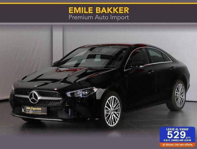 Schwarz Gebraucht 2023 Mercedes CLA250e Luxury Limousine | 39.950 € (Teuer) - Bild 1/4