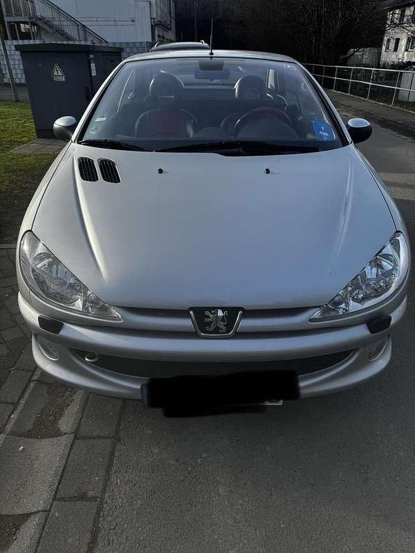 Gebraucht Peugeot 206 CC 109 PS (80 kW) 2002 Cabrio