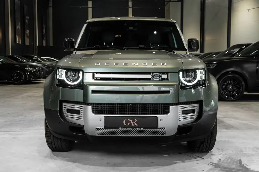 Gebraucht Land Rover Defender SE 249 PS (183 kW) 2024 Grün SUV