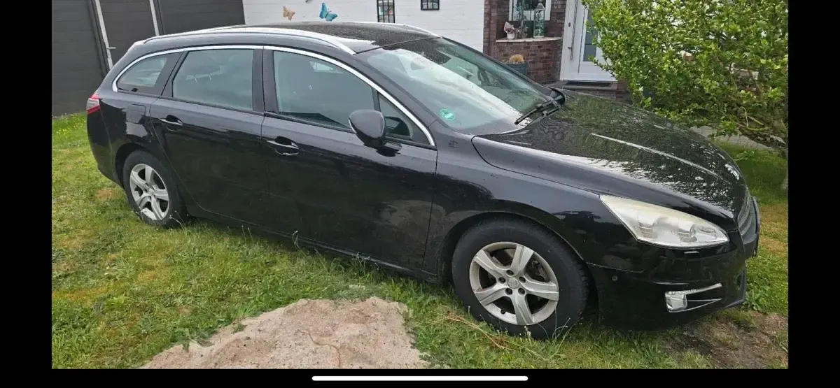 Gebraucht Peugeot 508 SW 163 PS (119 kW) 2011 Schwarz Kombi