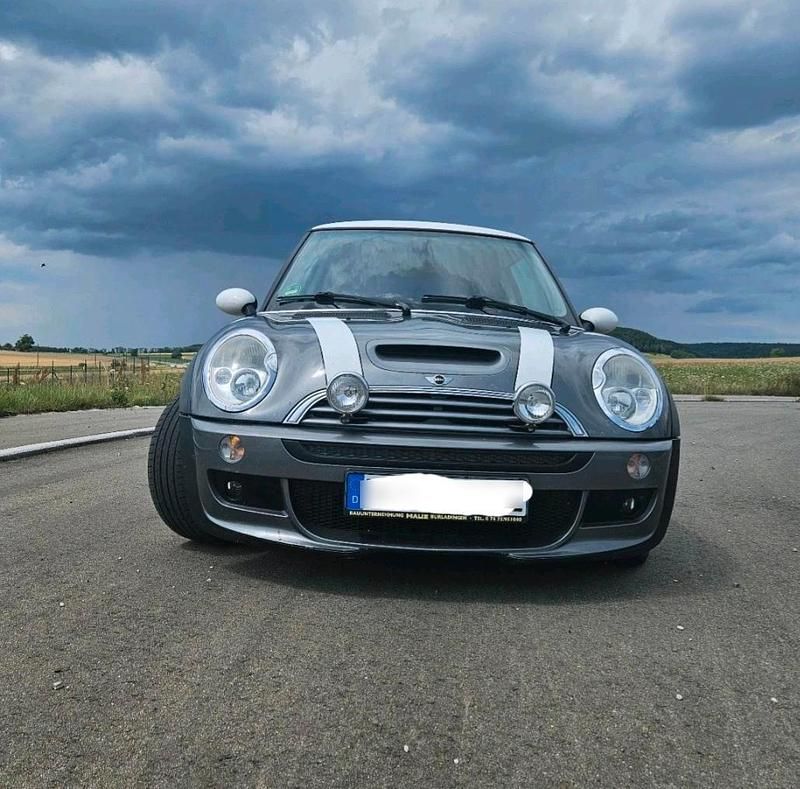 Grau Gebraucht 2003 Mini Cooper S Kleinwagen | 3.500 € (Guter Preis) - Bild 1/4