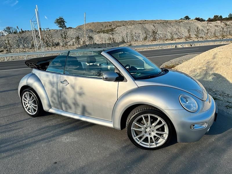 Gebraucht VW New Beetle Cabriolet 116 PS (85 kW) 2005 Silber Cabrio
