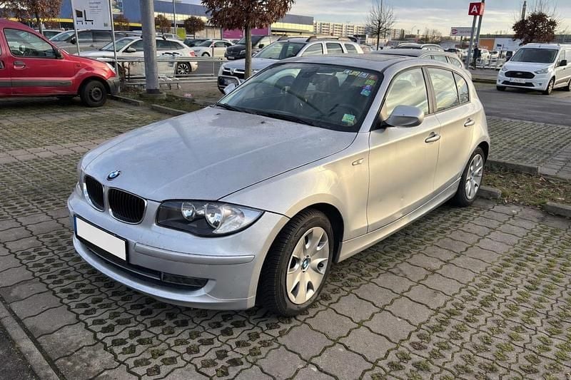 Gebraucht BMW 116 122 PS (89 kW) 2011 Silber Kleinwagen