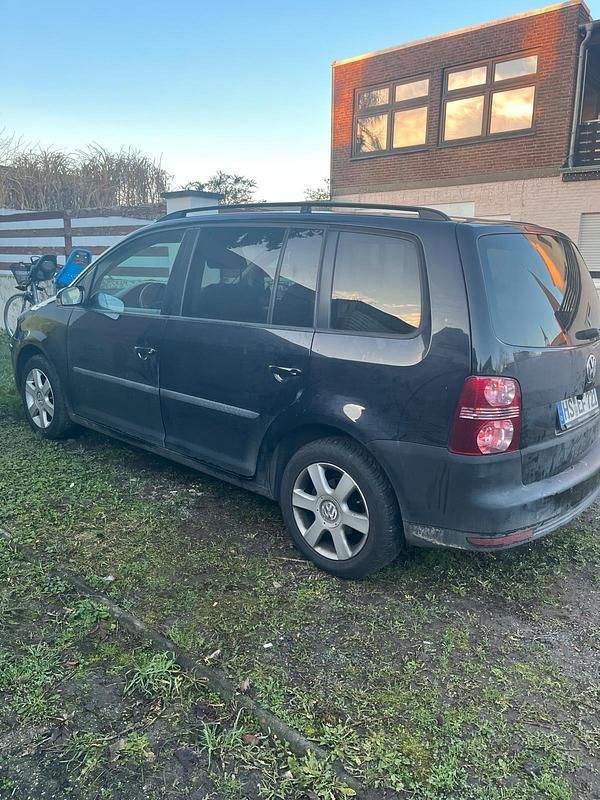 Gebraucht VW Touran 140 PS (102 kW) 2008 Schwarz Van / Kleinbus