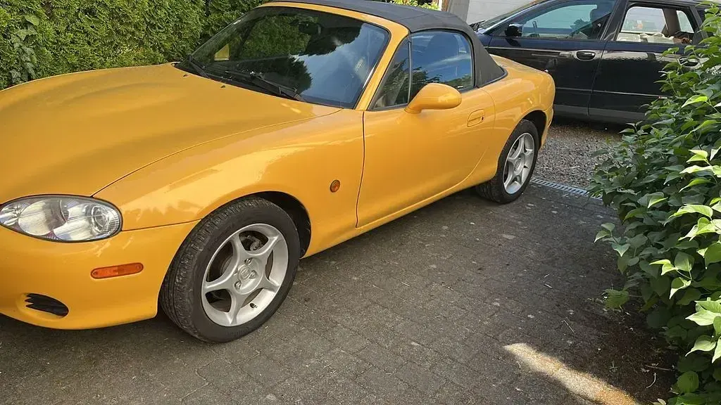 Gebraucht Mazda MX5 110 PS (80 kW) 2002 Gelb Cabrio