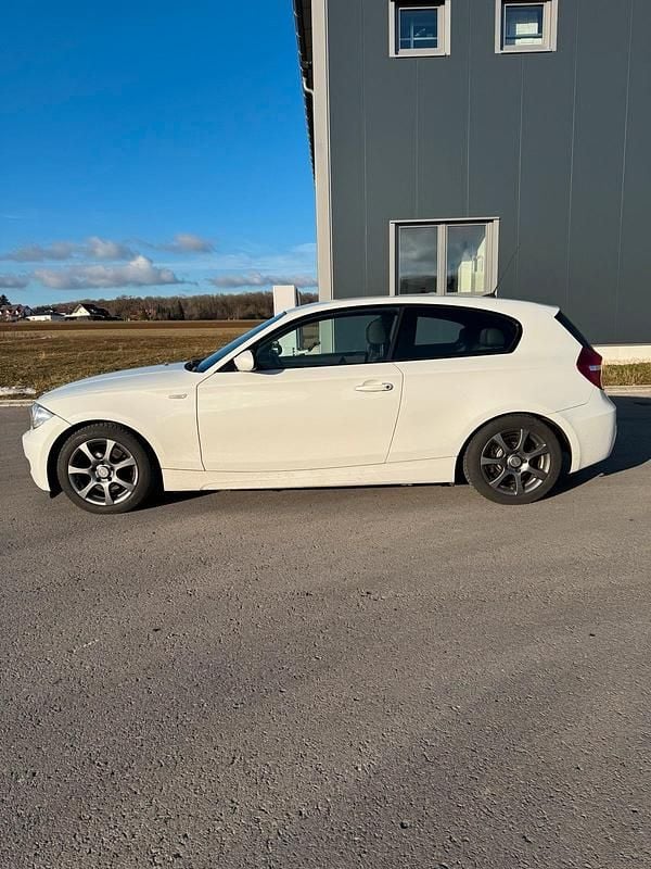 Gebraucht BMW 118 Coupé M Sport 143 PS (105 kW) 2007 Weiß Coupé