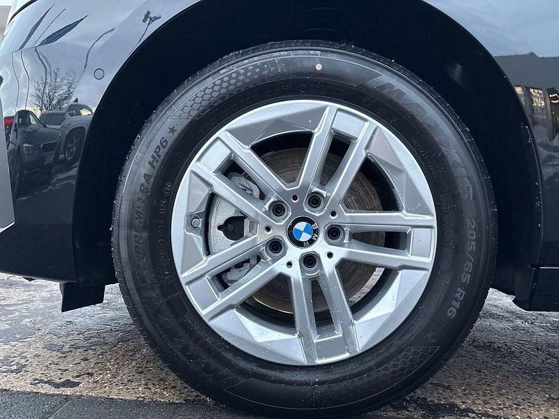 Neu BMW 218 Active Tourer Performance 136 PS (100 kW) 2026 Schwarz Van / Kleinbus