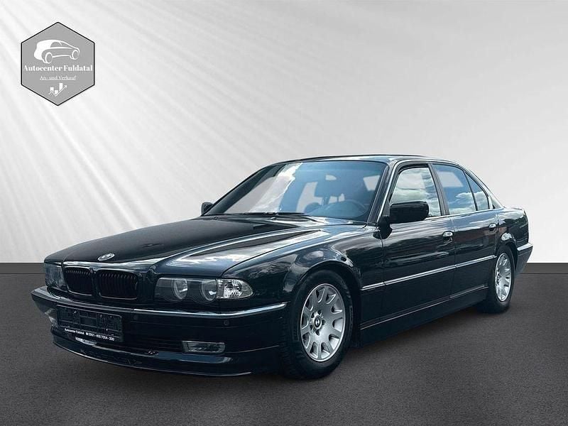 Usata BMW 728 193 CV (141 kW) 2000 Nero Berlina