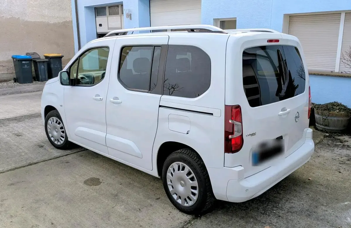 Gebraucht Opel Combo Life Edition 105 PS (77 kW) 2021 Weiß Van / Kleinbus