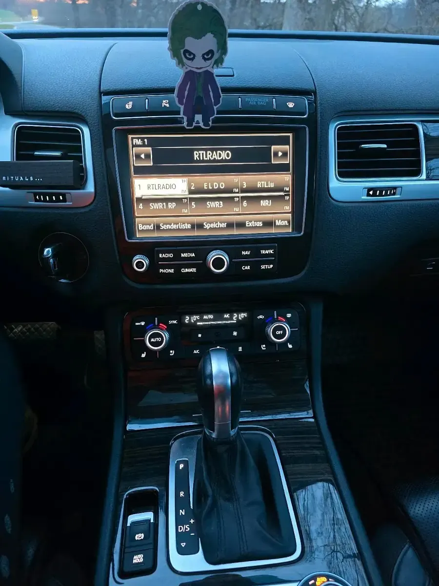 Gebraucht VW Touareg 262 PS (192 kW) 2014 Weiß SUV