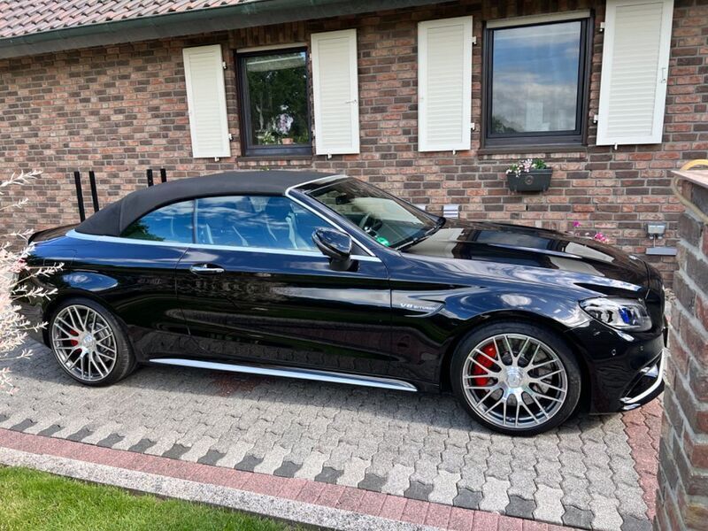 Schwarz Gebraucht 2020 Mercedes C63S AMG AMG Cabrio | 79.500 € - Bild 1/4