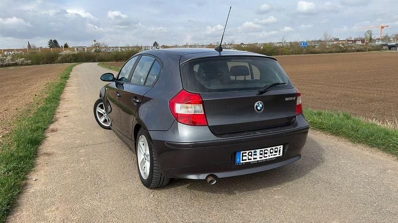 Gebraucht BMW 120 163 PS (119 kW) 2005 Grau Kleinwagen