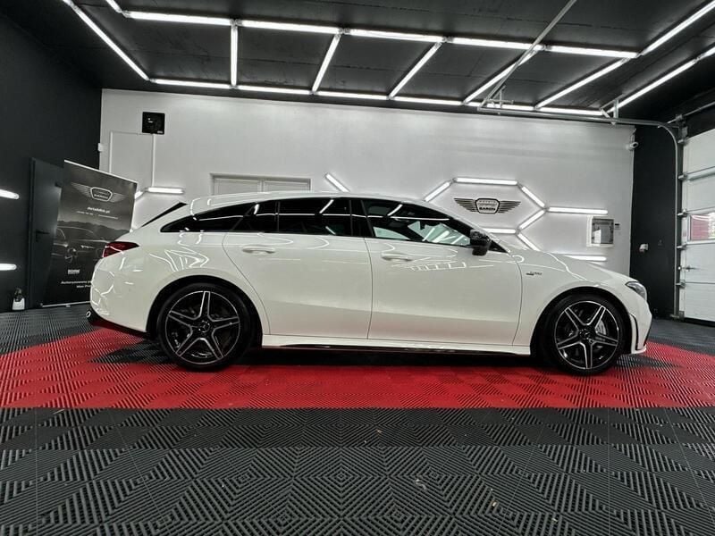 Weiß Gebraucht 2022 Mercedes CLA35 AMG Shooting Brake AMG Kombi | 39.500 € (Fairer Preis) - Bild 1/4