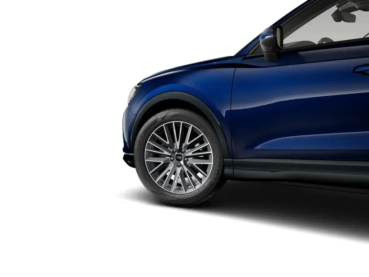 Gebraucht Audi Q3 Advanced 150 PS (110 kW) 2025 Navarrablau metallic SUV