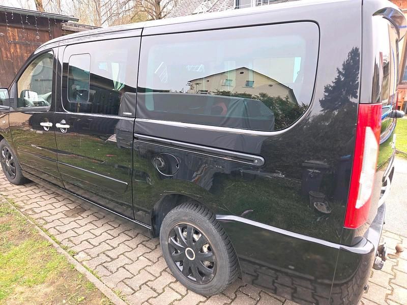 Gebraucht Citroën Jumpy 128 PS (94 kW) 2013 Schwarz Van / Kleinbus