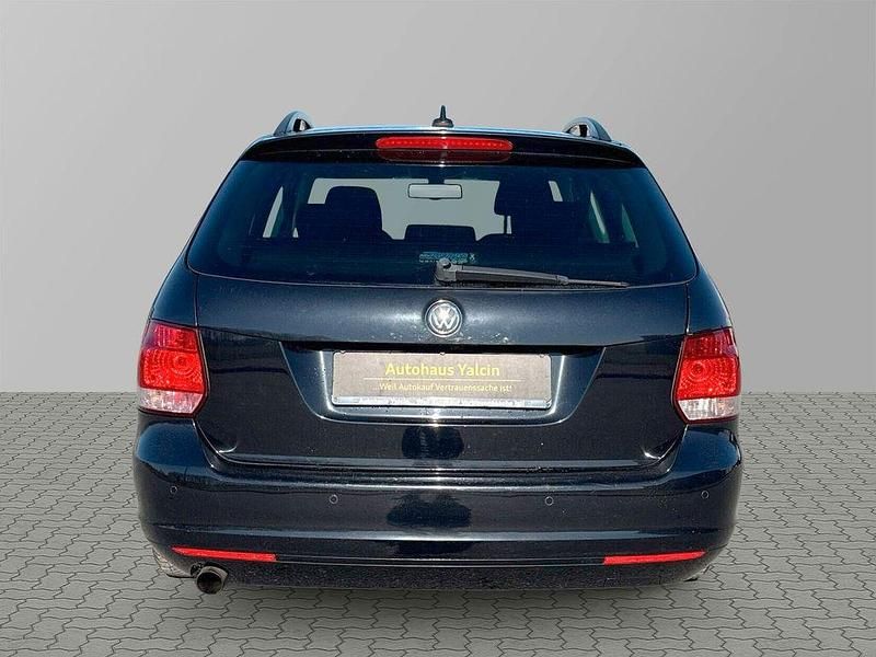 Gebraucht VW Golf VI 105 PS (77 kW) 2011 Schwarz Kleinwagen