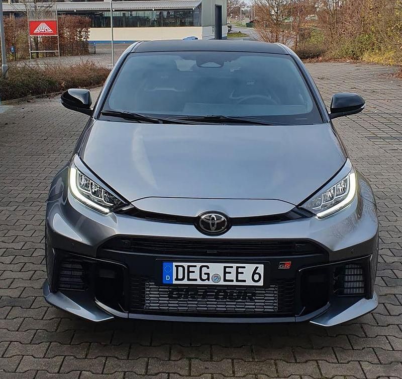 Gebraucht Toyota Yaris 280 PS (205 kW) 2024 Grau Limousine