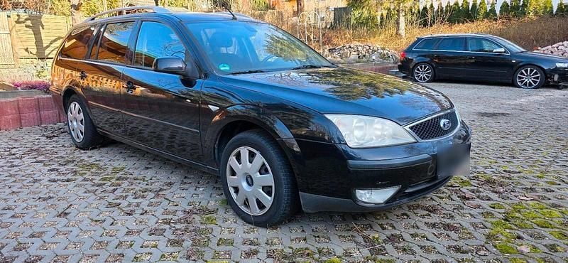 Gebraucht Ford Mondeo Trend 125 PS (91 kW) 2003 Schwarz Kombi
