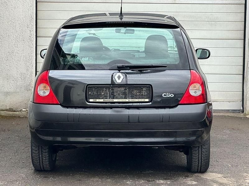 Gebraucht Renault Clio II 75 PS (55 kW) 2005 Schwarz Kleinwagen