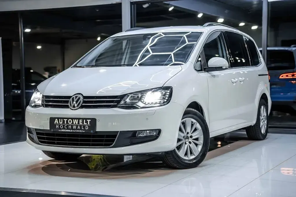 Gebraucht VW Sharan 150 PS (110 kW) 2019 Weiß Van / Kleinbus