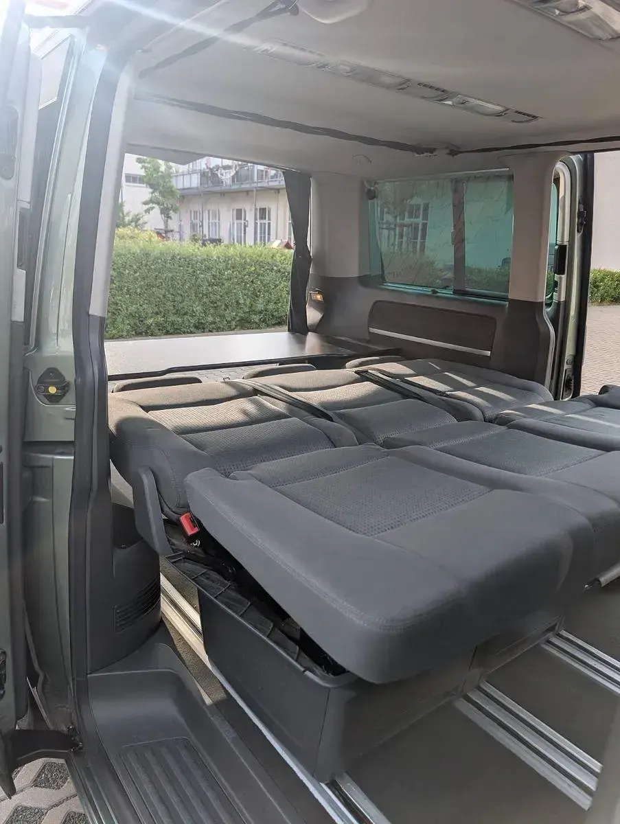 Używany VW T5 174 KM (127 kW) 2004 Zielony Van