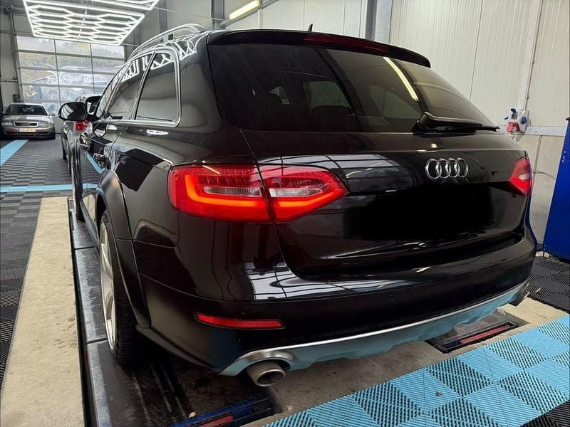 Gebraucht Audi A4 Allroad Ambiente 245 PS (180 kW) 2013 Schwarz Kombi