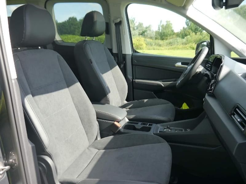Gebraucht VW Caddy Style 114 PS (83 kW) 2024 Grau Van / Kleinbus