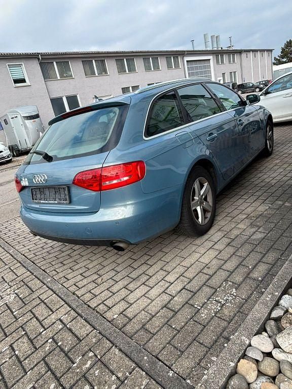 Gebraucht Audi A4 211 PS (155 kW) 2010 Blau Kombi