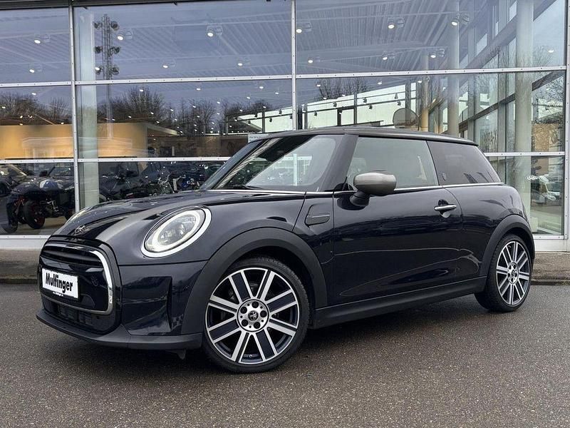 Gebraucht Mini Cooper 136 PS (100 kW) 2022 Enigmatic black (metallic) Kleinwagen