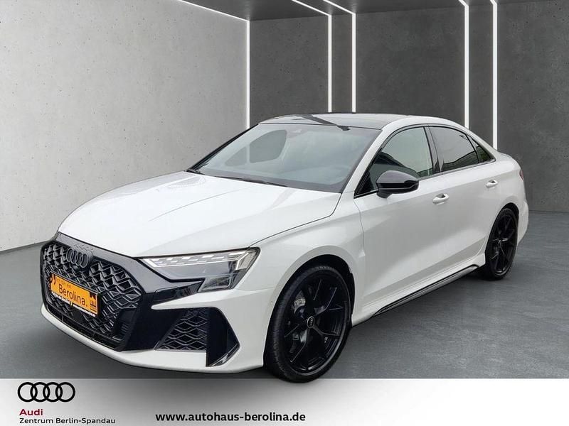Neu Audi RS3 Sport 400 PS (294 kW) 2026 Weiß Limousine