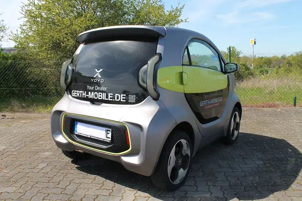 Gebraucht XEV Yoyo 14 kW (20 PS) 2024 Grau Kleinwagen
