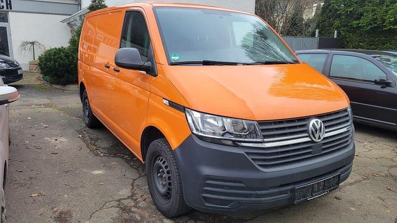 Gebraucht VW Transporter 90 PS (66 kW) 2021 Orange Van