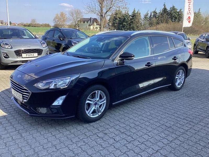 Gebraucht Ford Focus Cool & Connect 125 PS (91 kW) 2020 Schwarz Limousine