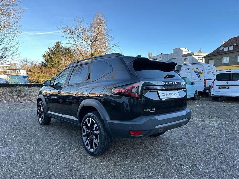 Neu Dacia Bigster Journey 109 PS (80 kW) 2025 Schwarz SUV
