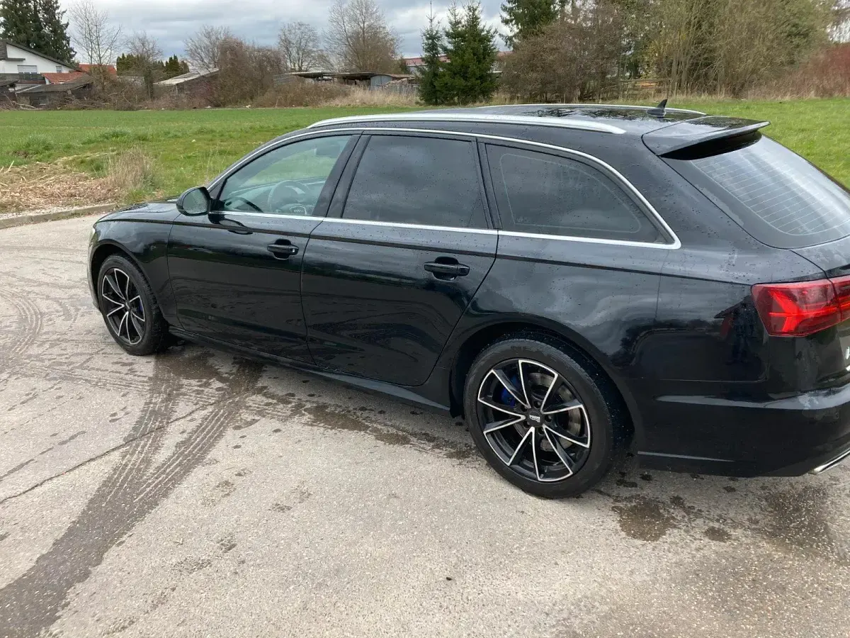 Gebraucht Audi A6 218 PS (160 kW) 2015 Schwarz Kombi