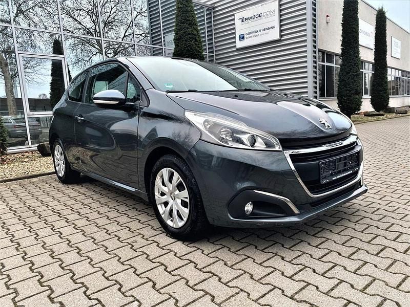 Grau Gebraucht 2015 Peugeot 208 Active Kleinwagen | 4.850 € (Superpreis) - Bild 1/4