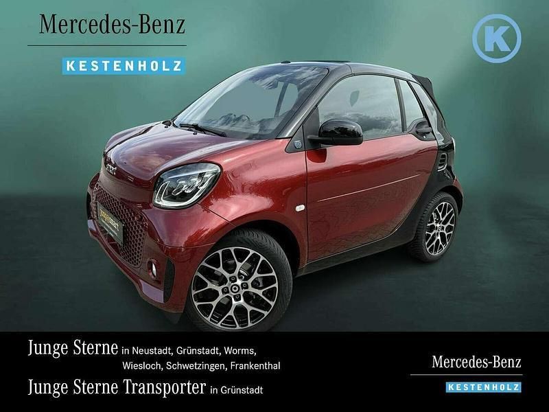 Bodypanels in carmine red () Gebraucht 2022 Smart ForTwo Electric Drive Prime Cabrio | 17.990 € (Etwas zu teuer) - Bild 1/4