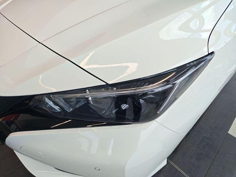 Gebraucht Nissan Leaf 360º 110 kW (150 PS) 2023 Weiß Kleinwagen