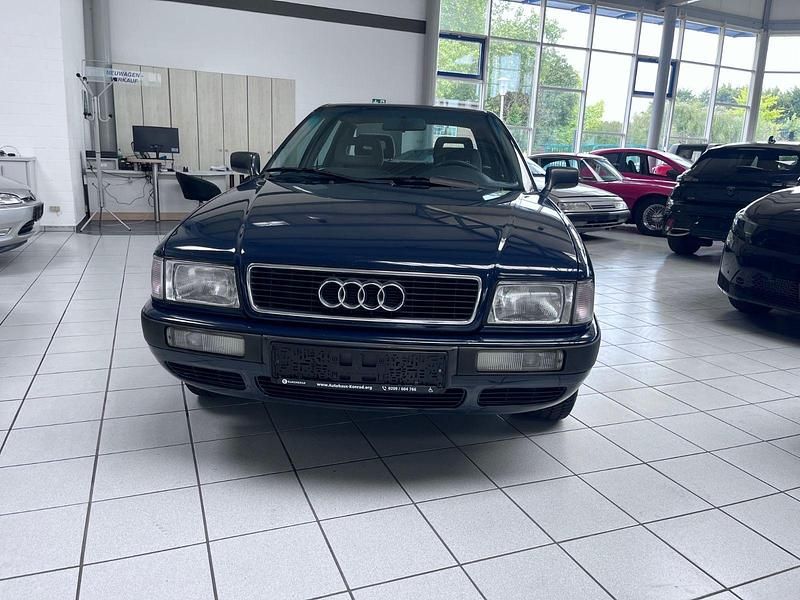 Second-hand Audi 80 90 CP (66 kW) 1993 Albastru Berlinǎ